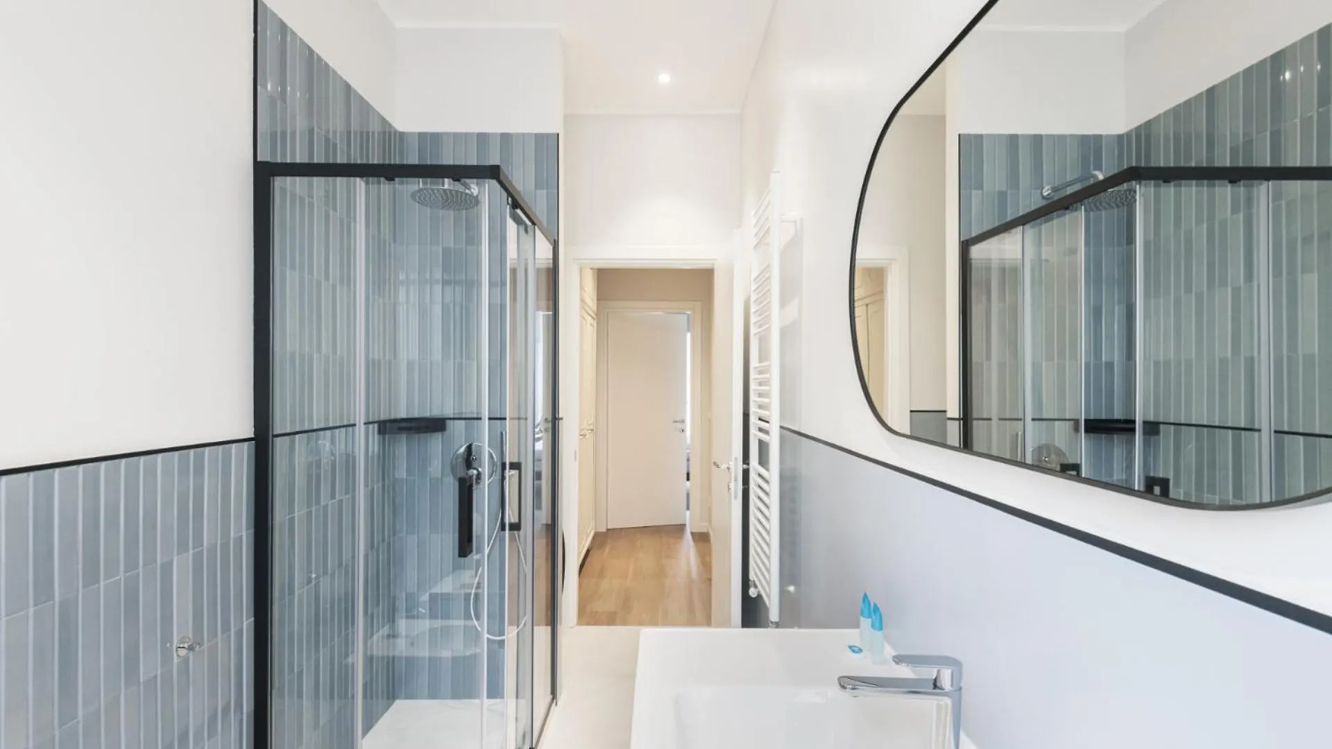 Easylife - Luminosa Dimora In Sant'Ambrogio Apartment Milan 0*,